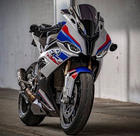 Bmw Ss1000rr, Bmw 1000rr, Bmw Motor, Motos Bmw, Motorcycle Artwork, Bmw Motors, Motorcycle Luggage, Cafe Racing, Yamaha R6