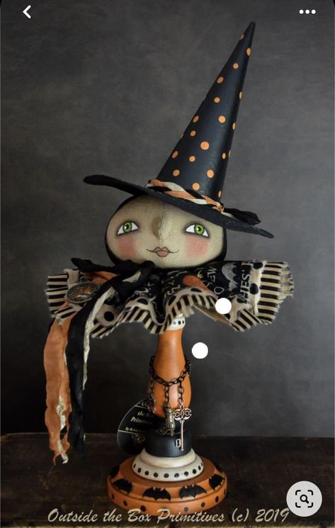 Pumpkin Fundraiser, Gourd Sculpture, Halloween Candlesticks, Folk Art Halloween, Witch Dolls, Halloween Tea Party, Halloween Gourds, Wood Halloween, Halloween Witch Dolls