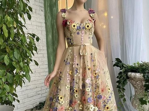 My stepmother wants to wear THIS dress to my wedding Garden Attire, Floral Wedding Dresses, Champagne Design, Wedding Dresses Boho, Flower Embroidered Dress, Backless Dress Summer, Sweetheart Prom Dress, Color Champagne, Loose Fitting Dresses