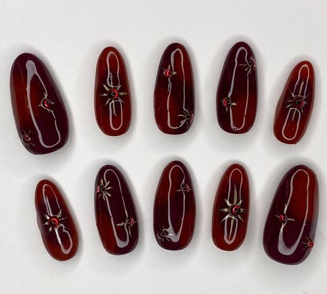 Celestial sunset press on nails with a red aura. A stunning nail art design perfect for any Simple Dark Red Nails, Red Glazed Donut Nails, Aura Nails Fall Colors, Swedish Nails, Funky Red Nails, Red And Brown Nails, Blood Orange Nails, Red And Orange Nails, Dark Red Christmas Nails