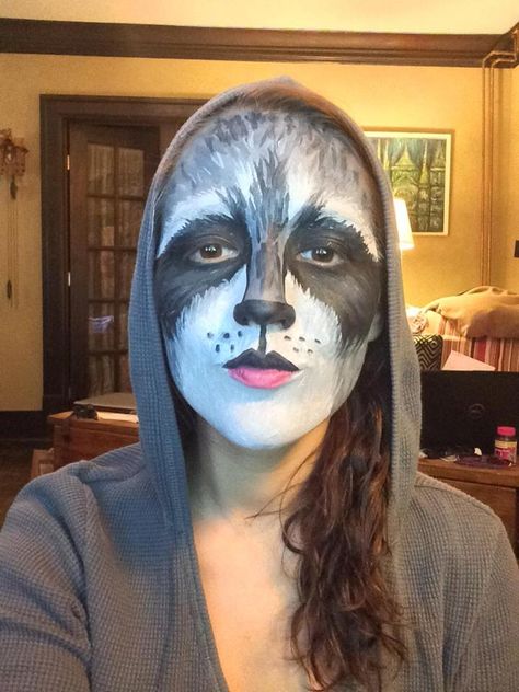 Raccoon Face Paint by Kt Tundermann Raccoon Face Paint, Racoon Makeup, Raccoon Makeup, Raccoon Face, Raccoon Halloween, Animal Face Paintings, Woodland Animal Birthday, Animal Makeup, Painting Halloween