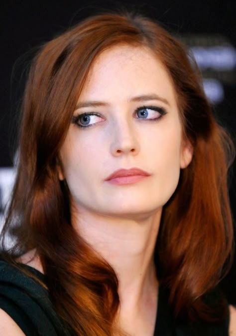 Beautiful Eva Green Red Hair For Cool Skin Tones, Choosing Hair Color, Hair Colors For Blue Eyes, Green Eyes Blonde Hair, Vanessa Ives, Red Hair Green Eyes, Hair Color For Fair Skin, Wedding Makeup For Brunettes, Which Hair Colour