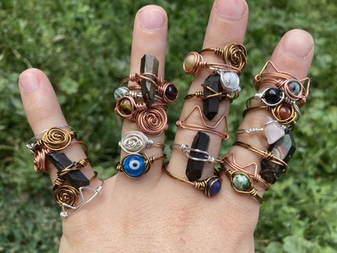 Diy Goblincore Jewelry, Goblin Astethic, Rings Goblincore, Wire Wrapped Jewelry Aesthetic, Goblin Core Earrings, Diy Fairycore Jewelry, Goblin Core Accessories, Cottagecore Aesthetic Jewelry, Diy Cottagecore Jewelry