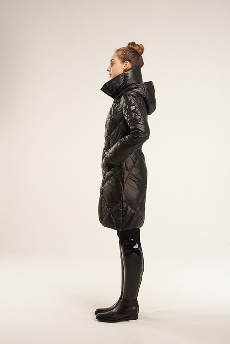 We luuurve the new Asmar Down Coat! Check it our in our premiere issue of The Chronicle of the Horse Untacked: http://read.uberflip.com/i/218358 Goth Equestrian, Dressage Coats, Elaborate Costumes, Female Equestrian, Dressage Fashion, Goth Ninja, Horse Clothes, Street Goth, Coat Check