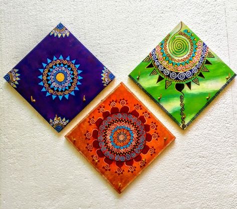 Art On Wall, Worli Painting, Coaster Art, Mandela Art, Mandala Art Therapy, Diy Canvas Wall Art, Mandala Art Lesson, Art Decor Diy, Madhubani Art