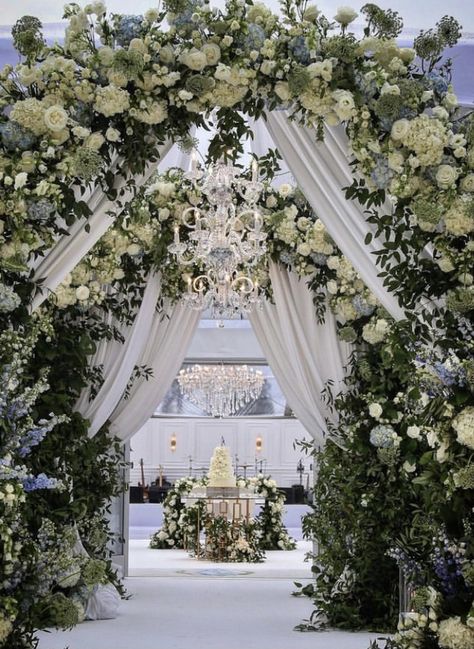 Elegant Wedding Entrance Decor, Flower Tunnel Wedding Entrance, Wedding Flower Archway, Flower Archway, Dream Wedding Reception, Wedding Entrance Decor, Tented Wedding, Paper Flower Decor, Photography Styles