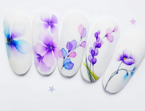 Aqua Nails, Unghie Nail Art, Water Color Nails, Art Deco Nails, Nail Stencils, Almond Shape Nails, Nail Art Designs Diy, Nail Art Designs Videos, Floral Nails