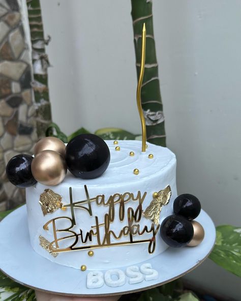 Simple cake for men. #cake #fazidelights Simple Cake Men Birthday, Simple Men Cake Ideas, Simple Man Cake Design, Easy Mens Birthday Cake, Easy Male Birthday Cake, Happy Boss, Cakes For Men, Easy Cake, Baking