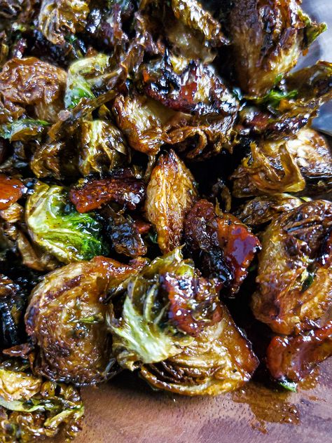 Firecracker Brussel Sprout Recipes, Fried Brussel Sprout Recipes, Sweet Brussels Sprouts, Brussels Sprouts Recipe Bacon, Maple Brussels Sprouts, Firecracker Brussels Sprouts, Brussel Sprout With Bacon, Bacon Brussels Sprouts, Fried Brussels Sprouts