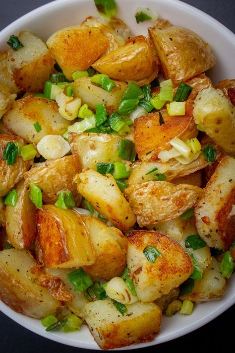 This fried potatoes and onions recipe - also known as home fries - is quick and easy with a couple of tricks. Crispy golden outsides, creamy insides and a mild onion flavor. Hard to beat as an easy comfort food for breakfast or dinner. Fuss-free and delicious. Unique Potato Recipes, Fried Shredded Potatoes, Fried Potatoes And Onions, Potatoe Dinner Recipes, Home Fried Potatoes, Pan Fried Potatoes, Potatoes And Onions, Rice Side, Sweet Potato And Apple