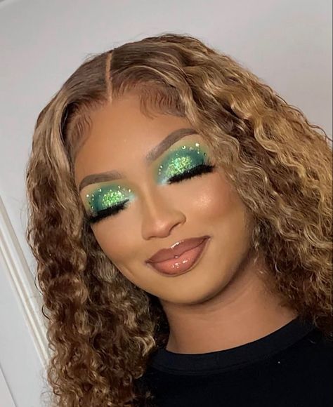 Emerald Green Eyeshadow Looks For Prom, Esmeralda Green Makeup, Green Prom Eye Makeup, Jade Green Makeup Looks, Emerald Green Rhinestone Makeup, Emerald Eye Makeup For Prom, Dark Green Hoco Makeup, Green Eyeshadow Looks For Prom, Green And Silver Prom Makeup