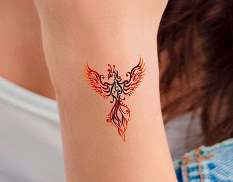 Ideas tattoo for woman Red Phoenix Tattoo, Small Phoenix Tattoos For Women, Phoenix Rising Tattoo, Simple Phoenix Tattoo, Phoenix Tattoos For Women, Rising Phoenix Tattoo, Phoenix Tattoo Feminine, Small Phoenix Tattoos, Heart Temporary Tattoos