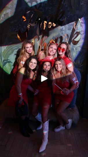 Red Flag Halloween Costume, Red Flag Costume, Funny Pick, Group Costumes, Group Halloween Costumes, Halloween Snacks, Red Flags, So Funny, Red Flag