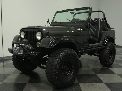 1986 Jeep CJ7                                                                                                                                                      More 1997 Jeep Wrangler, Cj Jeep, Badass Jeep, Classic Jeeps, Vintage Vw Bus, Black Jeep, Old Jeep, Jeep Cj7, Jeep Cj5