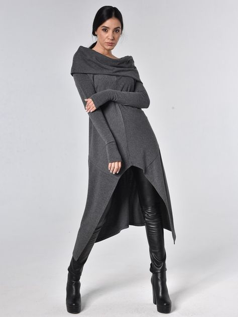 Everyday Dresses Casual, Post Apocalyptic Clothing, Long Tunic Dress, Tunics With Leggings, Apocalyptic Clothing, Gray Tunic, Black Leather Leggings, Long Tunic, Womens Tunics