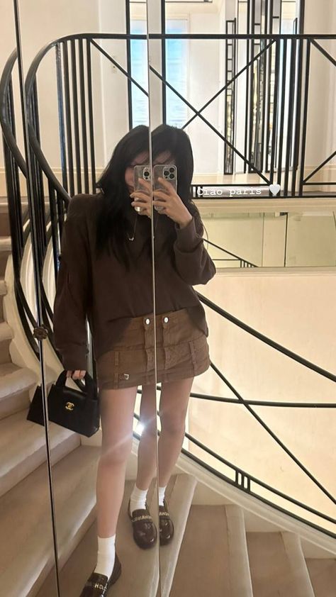 All Eyes On Me, Jennie Kim Blackpink, Loafers Style, Jairzinho, Story Instagram, 가을 패션, Kim Jisoo, Blackpink Fashion, Blackpink Jennie