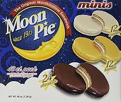 do it yourself divas: 20 Solar Eclipse Party Food Ideas Eclipse Themed Food, Eclipse Party, Sun Chips, Space Candy, Moon Pie, Pie Box, Banana Pie, Moon Pies, Snacks List