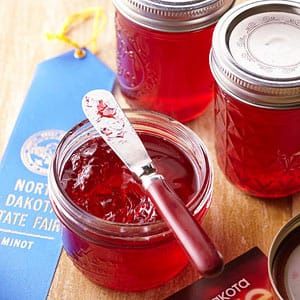 North Dakota Blue Ribbon Winner :Nanking Cherry Jelly Nanking Cherry, Cherry Jelly, Blue Ribbon Recipes, Jam And Jelly, Cherry Recipes, Star Food, Jelly Recipes, Sour Cherry, Fresh Cherries