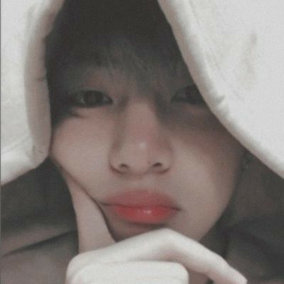 Jimin gets added by mistake in a groupchat where everyone starts flir… #fanfiction #Fanfiction #amreading #books #wattpad Taehyung Boyfriend, Boyfriend Material, Kim Taehyung, Books Wattpad, Wattpad, Books, White