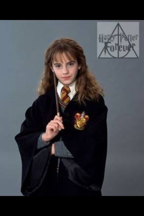 Hermione Granger Emma Watson Harry Potter, Hermione Jean Granger, The Chamber Of Secrets, Harry Potter Character, Character Cosplay, Harry Potter And The Chamber Of Secrets, Chamber Of Secrets, Harry Potter Hermione, Harry Potter Pictures