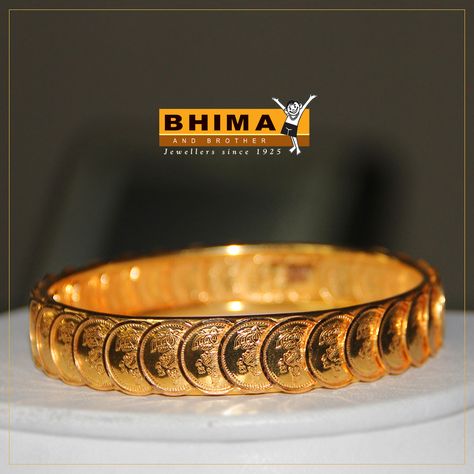 #Bhima #jewelry #traditional #gold #bangle Kaasu Design Bangles Gold, Gold Coin Bangles, Tanishq Bangles Gold, Coin Bangles Gold Indian, Konkani Jewellery, Kasu Bangles Gold Jewelry, Lakshmi Bangles Gold, Kasu Bangles, Gold Coin Jewelry