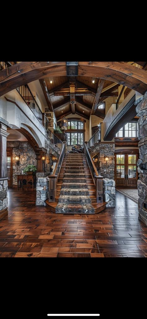 Texas Houses Interior, Big Country Homes, Western Mansion, Western Houses Ranch Style, Western House Ideas, Western Houses, Rustic Mansion, Rustic Cabin Interior, Ranch Mansion