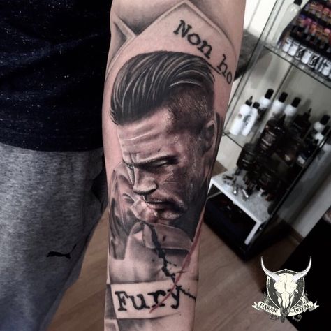 #bradpitt #fury #manisa #hasanbozal Fury Tattoo, Tattoo Desings, Classic Tattoo, Compass Tattoo, Brad Pitt, Black Tattoos, Portrait Tattoo, Tattoo Artists, Tattoo Designs