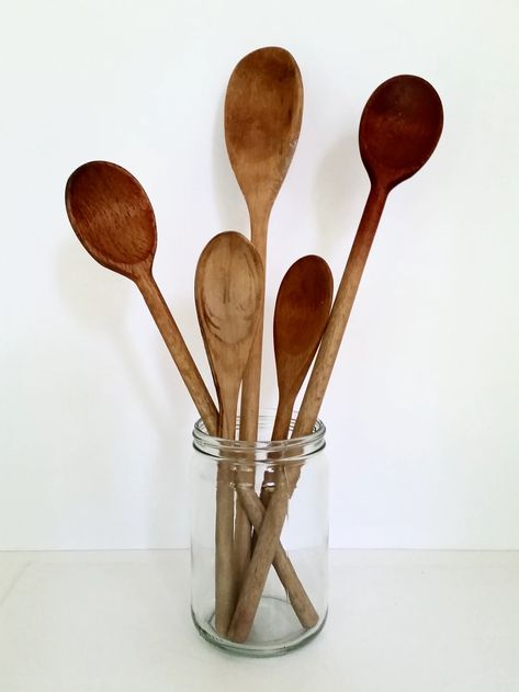 Five Vintage Wooden Spoons . Wood Spoons . Baking Cooking . - Etsy UK Cottage Rustic, Vintage Cooking, Cooking Spoon, Wood Spoon, Food Hall, Shabby Cottage, Wedding Table Centerpieces, Rustic Cabin, Farmhouse Kitchen Decor