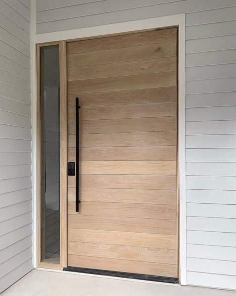 Phil Cohen on Instagram: “This 400lb+ monster of a front door was a project in itself. Made from white oak, it pivots on an axis allowing for a smooth opening. It…” White Oak Front Doors, Oak Front Door, Front Door Styles, Modern Entrance Door, Modern Exterior Doors, Contemporary Front Doors, Modern Front Door, Modern Entrance, Side Doors