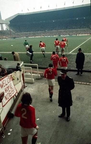 Denis Law, Cr7 Football, Football Aesthetic, Manchester United Legends, Event Posters, Manchester United Fans, George Best, Manchester United Football Club, Football Images