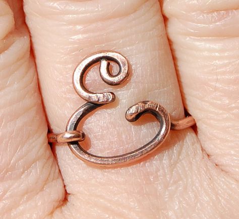 Oxidized Copper Letter Initial Ring by Karismabykarajewelry, $16.00 Wire Alphabet, Wigjig Patterns, Copper Letters, Wire Letters, Bracelets Ideas, Greenville South Carolina, Oxidized Copper, Name Rings, Earring Ideas