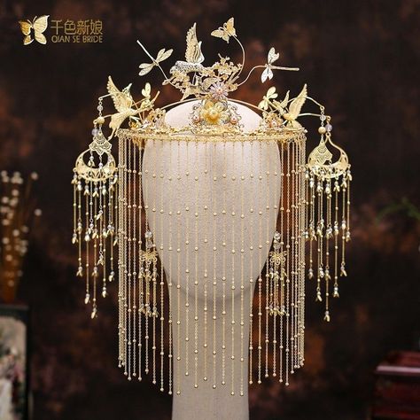 Gold Fantasy Accessories, Fantasy Gold Jewelry, Fantasy Jewelry Headpieces, Fancy Headpieces, Asian Crown, Fantasy Headpieces, Queen Headpiece, Fantasy Accessories, Crown Aesthetic