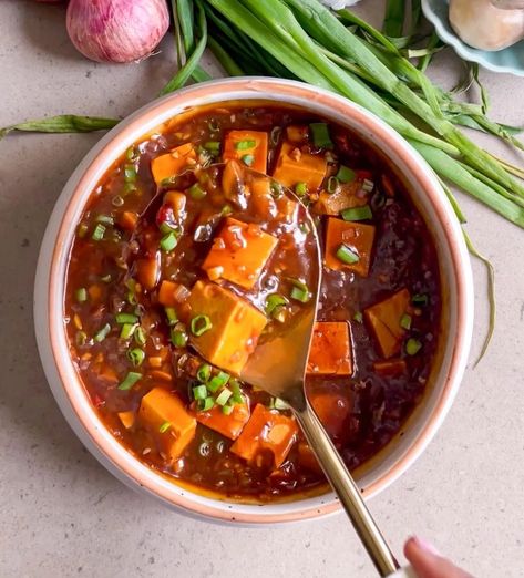 Vegan Mapo Tofu Recipe - The Foodie Diaries Vegan Mapo Tofu Recipe, Cooking With Sesame Oil, Kung Pao Tofu, Best Tofu Recipes, Braised Tofu, Best Tofu, Mapo Tofu Recipe, Tofu Scramble Vegan, Vegan Asian Recipes