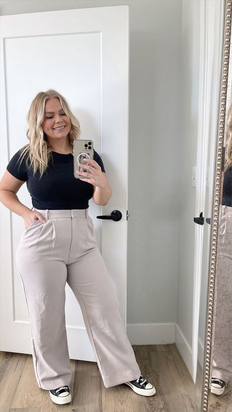 Office Outfits Women Plus Size, Natural Linen Pants, Curvy Casual Outfits, Outfits Gorditas, Casual Outfits Plus Size, Office Casual Outfit, Look Plus Size, Office Outfits Women, Elegante Casual