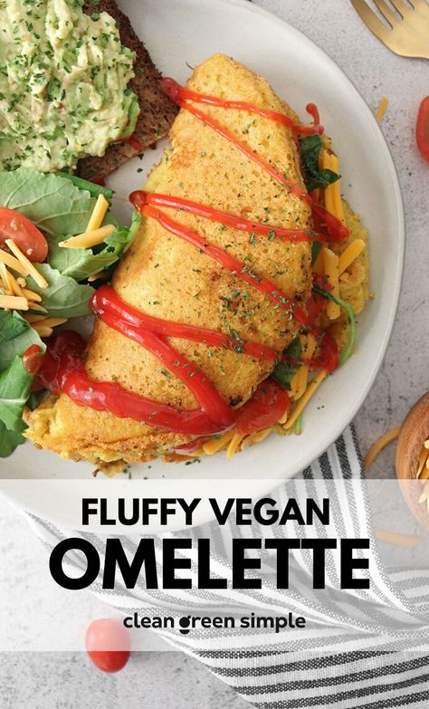 Fluffy Omelette, Chickpea Omelette, Vegan Breakfast Smoothie, Chickpea Flour Recipes, Vegan Omelette, Plant Based Recipes Breakfast, Healthy Vegan Breakfast, Omelette Recipe, Plant Based Breakfast