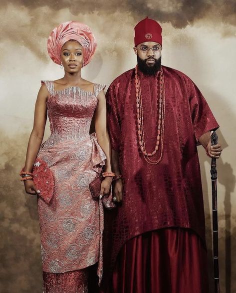 Traditional Nigerian Mens Wear, Naija Dresses, Nigerian Traditional Dresses, Igbo Traditional Wedding, Couples African Outfits, Igbo Bride, Lace Dress Classy, Nigeria Wedding, Nigerian Culture