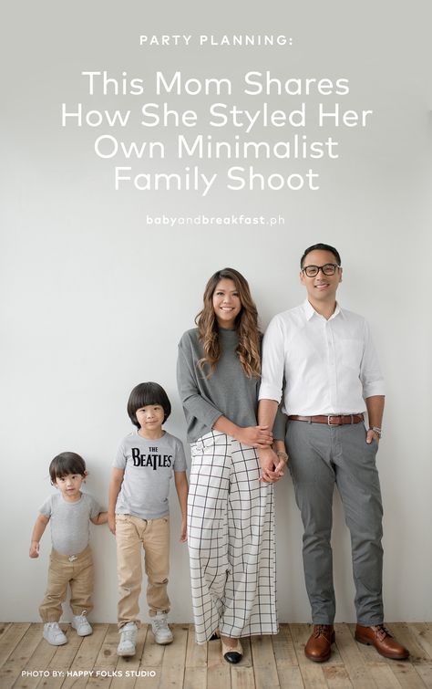 This Mom Shares How She Styled Her Own Minimalist Family Shoot | https://babyandbreakfast.ph/2019/07/17/this-mom-shares-how-she-styled-her-own-minimalist-family-shoot/ Family Modern Photoshoot, Family Studio Photography Outfits Casual, Minimalist Family Photos, Fall Studio Photoshoot Family, Minimalistic Family Photoshoot, White Backdrop Family Photoshoot, Simple Family Studio Photoshoot, Minimalist Family Photoshoot, Modern Family Photos Shoot