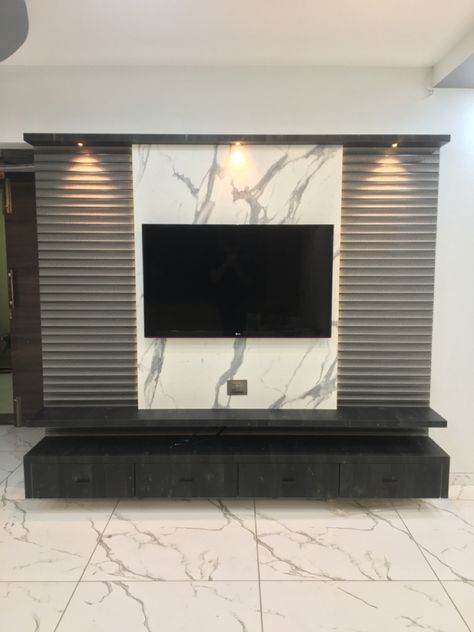 Grey Tv Panel Design, Charcoal Sheets For Tv Unit, Cabord Designs, Grey Gloss Kitchen, Charcoal Panels, Tv Wall Panel, Sliding Door Wardrobe Designs, Gloss Kitchen, Modern Style Bedroom