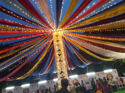 Dandia Night Decoration, Dandiya Night Decoration For Navratri, Navratri Ground Decoration, Garba Ground Decoration, Navratri Mandap Decoration, Dandiya Night Decoration, Garba Night Decorations, Dandiya Decoration, Indian Wedding Night