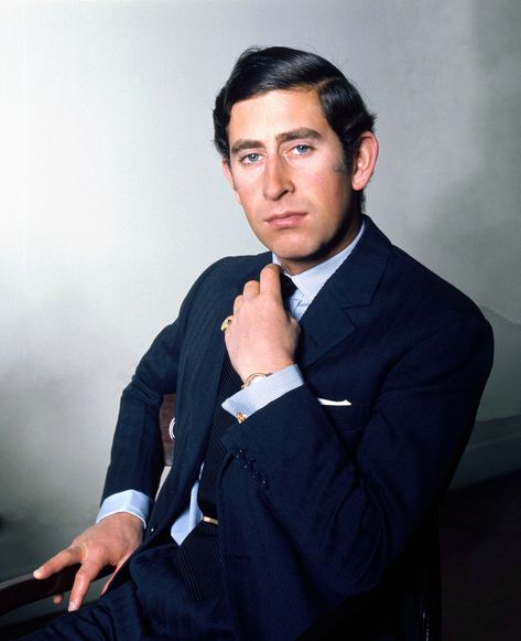 The Boarding School Nightmare of Young Prince Charles - The Vintage News Charles King, Prins William, Prinz Charles, Princesa Real, Prins Harry, Queen Consort, Prince Charles And Camilla, Camilla Parker Bowles, Clarence House