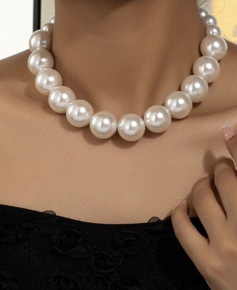 Chunky Pearl Necklace - Luxury Bridal Wedding Jewellery - Audrey Hepburn  | eBay Audrey Hepburn Necklace, Bridal Wedding Jewellery, Pearl Aesthetic, Chunky Pearl Necklace, Necklace Luxury, Chunky Pearls, Wedding Bridal Jewellery, Luxury Bridal, Wedding Jewellery