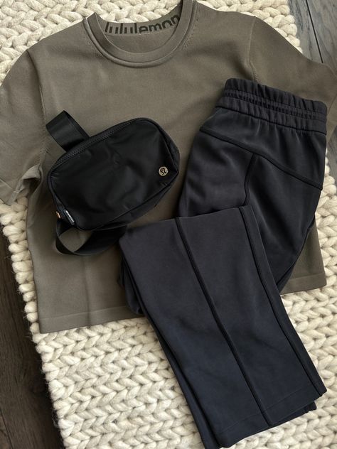 Lululemon Haul - Lululemon Belt Bag Outfit Lululemon Haul, Lululemon Aesthetic, Melon Sorbet, Lululemon Outfit, Lulu Outfits, Fitness Outfit, Lululemon Outfits, Chrismas Gifts, Gym Fits