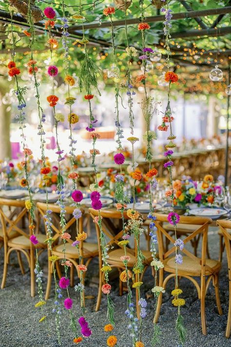 wedding ideas,wedding inspo,wedding trends,wedding reception,wedding reception decor,wedding reception ideas,wedding flowers,wedding flower arrangements,wedding table decor,wedding tablescape,wedding table centerpiece,luxury wedding,elegant wedding decor,romantic wedding,romantic wedding decor,wedding,floral wedding,dream wedding,fairytale wedding #wedding #weddingreception #weddingdecoration Wedding Decor Romantic, Hanging Floral Installation, Wildflower Wedding Theme, Best Destination Wedding, Fairy Wedding, Bright Wedding, Hanging Flower, Wedding Planning Services, Best Wedding Planner