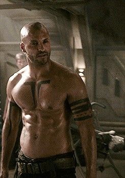 Ricky Whittle The 100, Lincoln Tattoo, Lincoln The 100, Ricky Whittle, The 100 Characters, Spirit Art, With Tattoo, My Gf, Its A Mans World