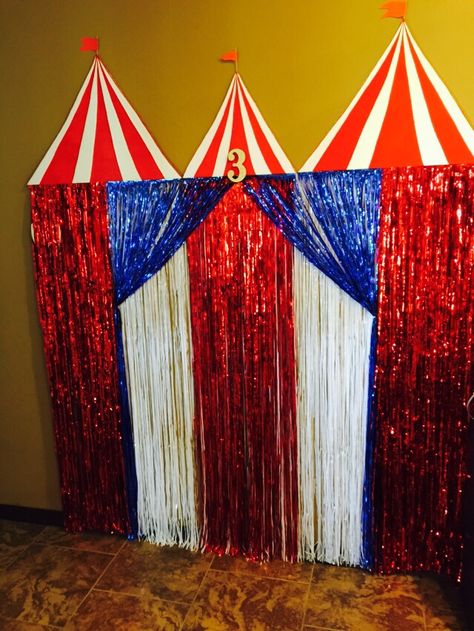 Backdrop for cake table Circus Party Backdrop, Circus Backdrop Ideas, Circus Theme Backdrop, Carnival Theme Backdrop, Backdrop For Cake Table, Circus Theme Decorations, Circus Backdrop, Carnival Backdrop, Vintage Circus Birthday Party