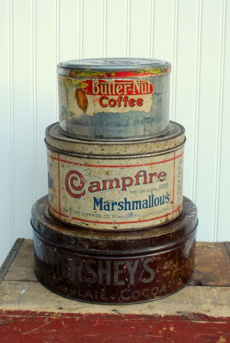 Okay, coffee... check!  Marshmallows.... check!  Chocolate... check!  All we need now are graham crackers and we're good to go camping! Campfire Marshmallows, Mail Boxes, Lata Vintage, Gas Stoves, Coffee Tin, Vintage Food, Kitchen Ware, Roly Poly, Tin Containers