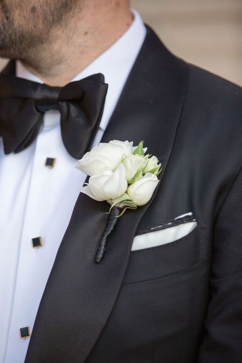 White Flower Boutonniere, Luxury Ballroom, Wedding Flower Types, Black Tuxedo Wedding, Bridal Bouquet Styles, Black Pocket Square, Prom Corsage And Boutonniere, White Pocket Square, Pocket Square Wedding