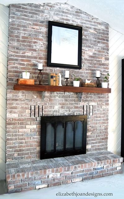 Whitewashed Brick Fireplace, Wash Brick Fireplace, Whitewashed Brick, White Wash Brick Fireplace, Brick Fireplaces, Painted Brick Fireplaces, Fireplace Redo, Fireplace Update, Paint Fireplace