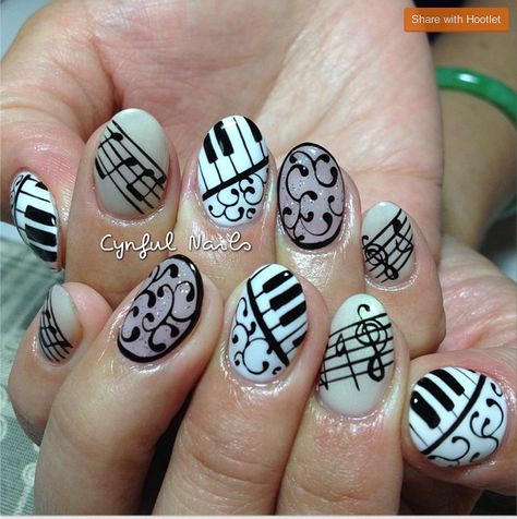 Musical Note Nails, Music Nail Art Designs, Piano Nail Art, Piano Nails, Music Note Nails, Music Nail Art, Nails Music, Music Nails, Punk Nails