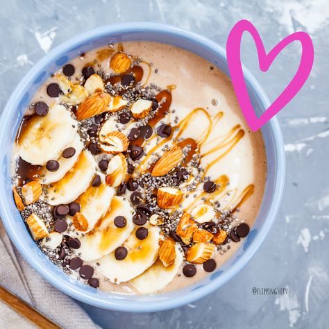 Banana And Peanut Butter Smoothie, Yogurt And Banana, Recipes With Yogurt, Peanut Butter And Banana Smoothie, Chunky Monkey Smoothie, Peanut Butter Smoothie Bowl, Banana And Peanut Butter, Protein Smoothie Bowl, Easy Breakfast Smoothies